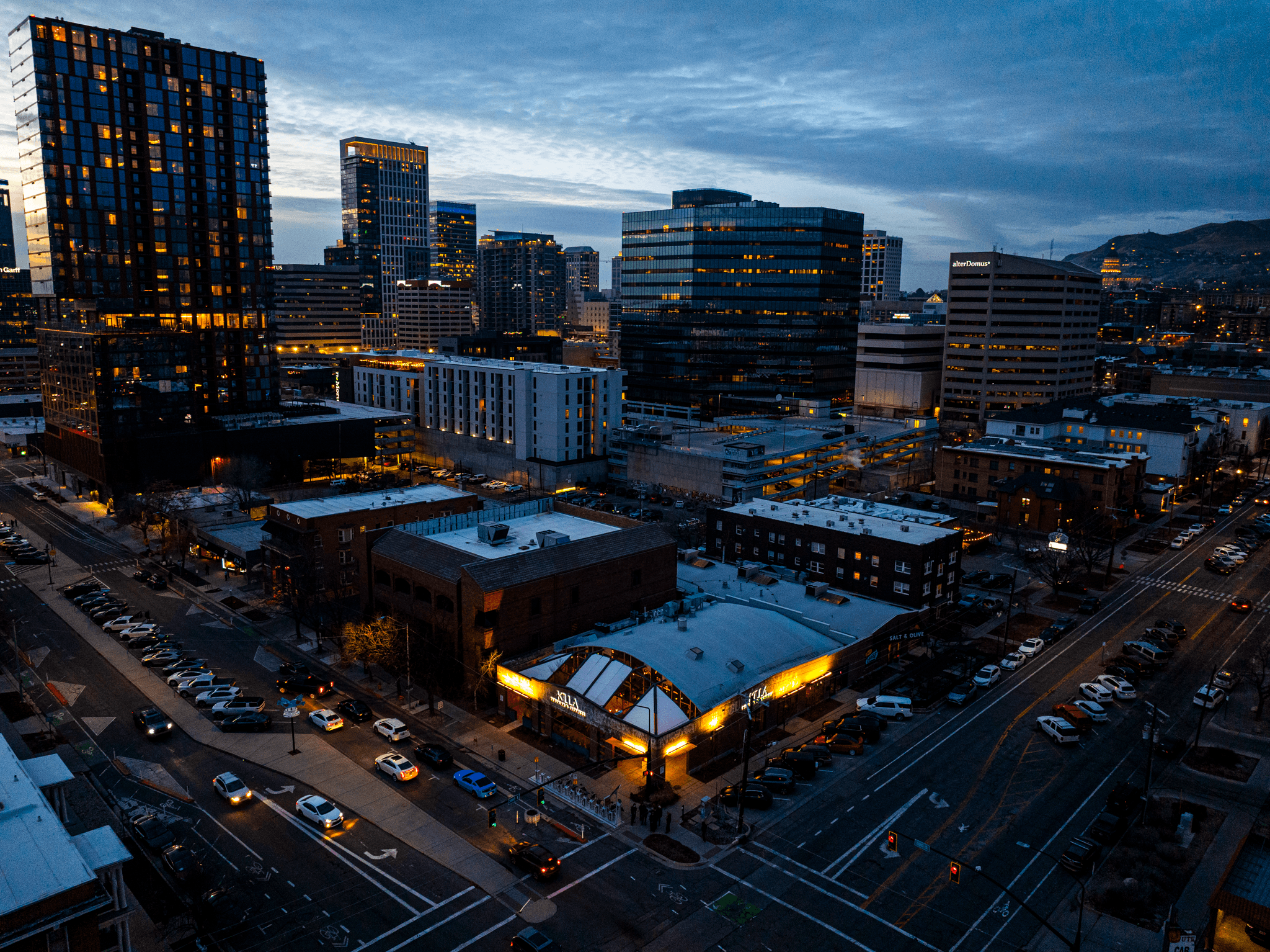 Killa restaurant exterior - urban dining under the moon